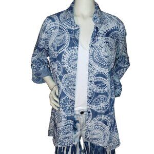 Zac and Rachel  Dye Stamp Blue Button up sleeve, two level length Blouse Size S